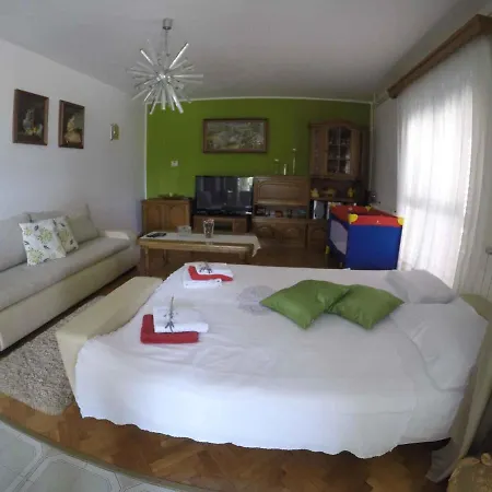 In 8830 Apartman Kršan