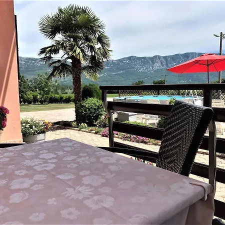 Apartment In 8830 Krsan